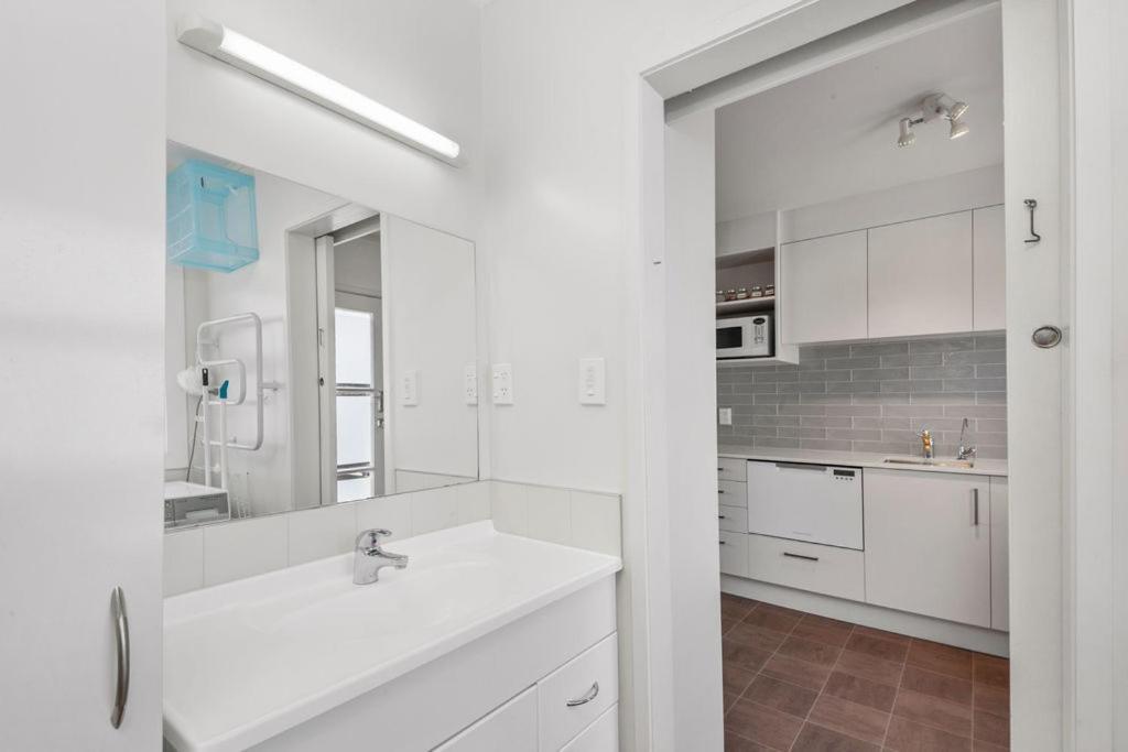 Central Stay - Taupo Flat Exterior photo
